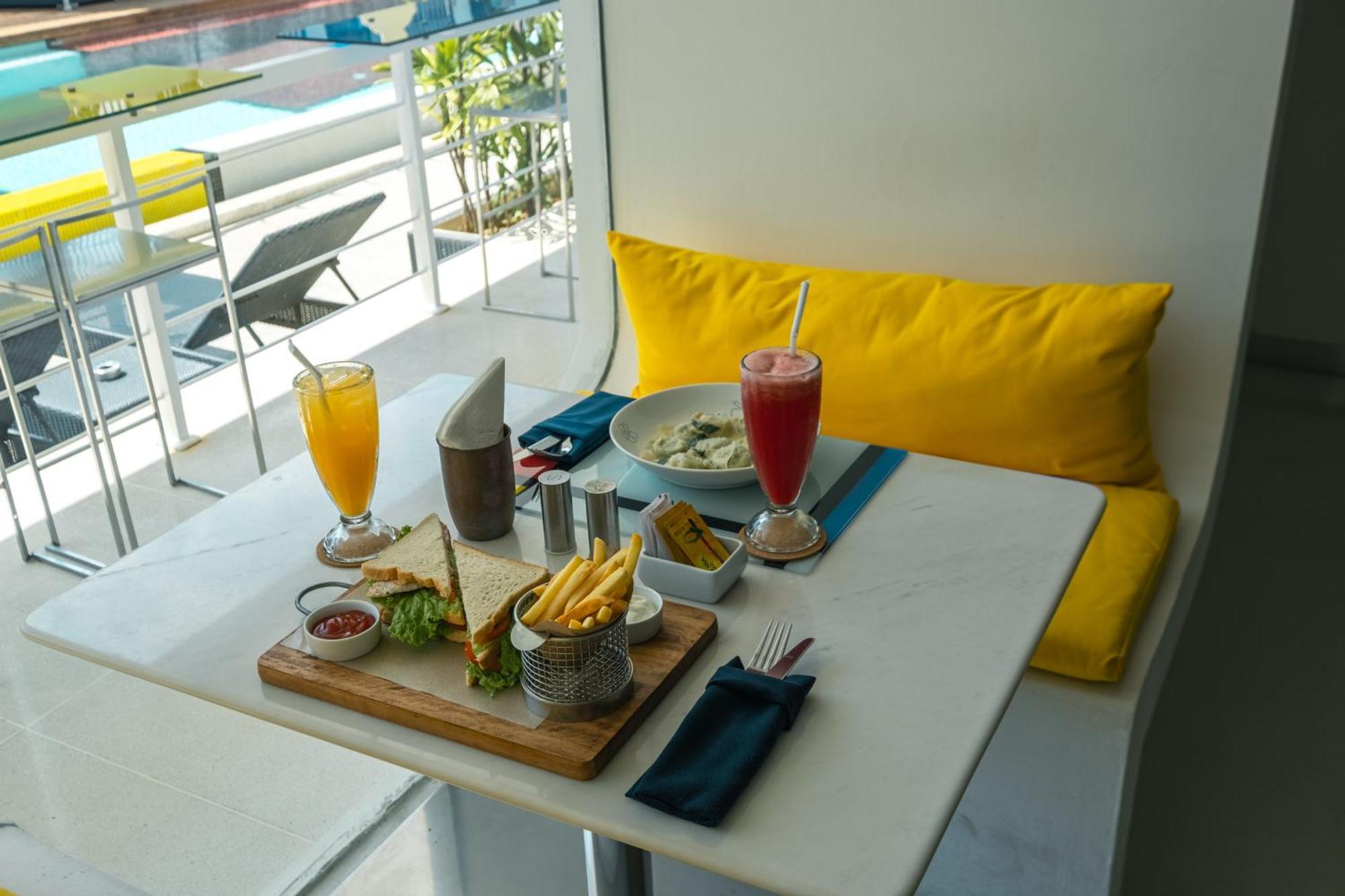 Chill Hotel Seminyak Exterior foto